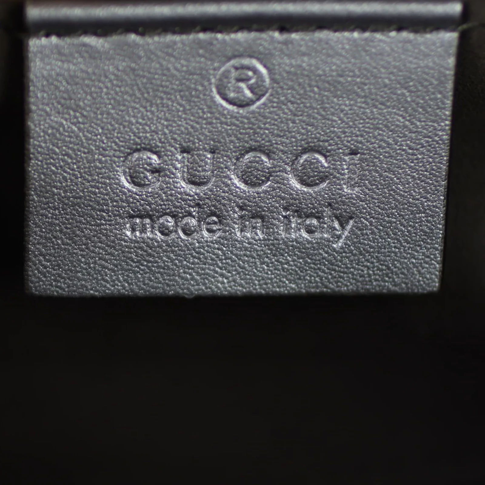 Gucci Padlock Metallic Small Shoulder Bag - Image 9