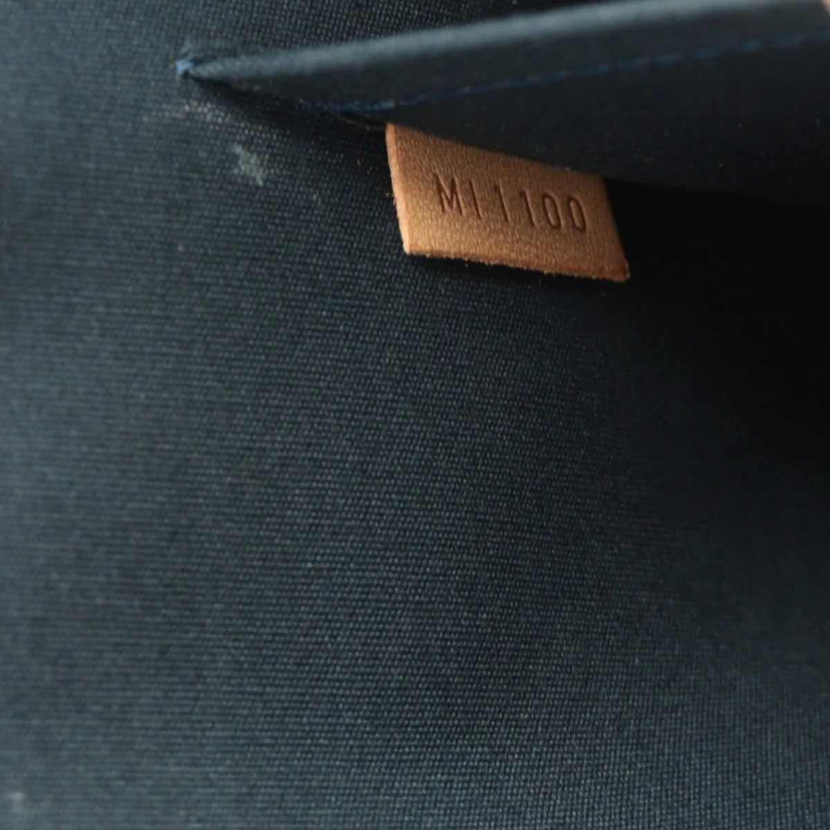 Louis Vuitton Alma GM Monogram Vernis - Image 8