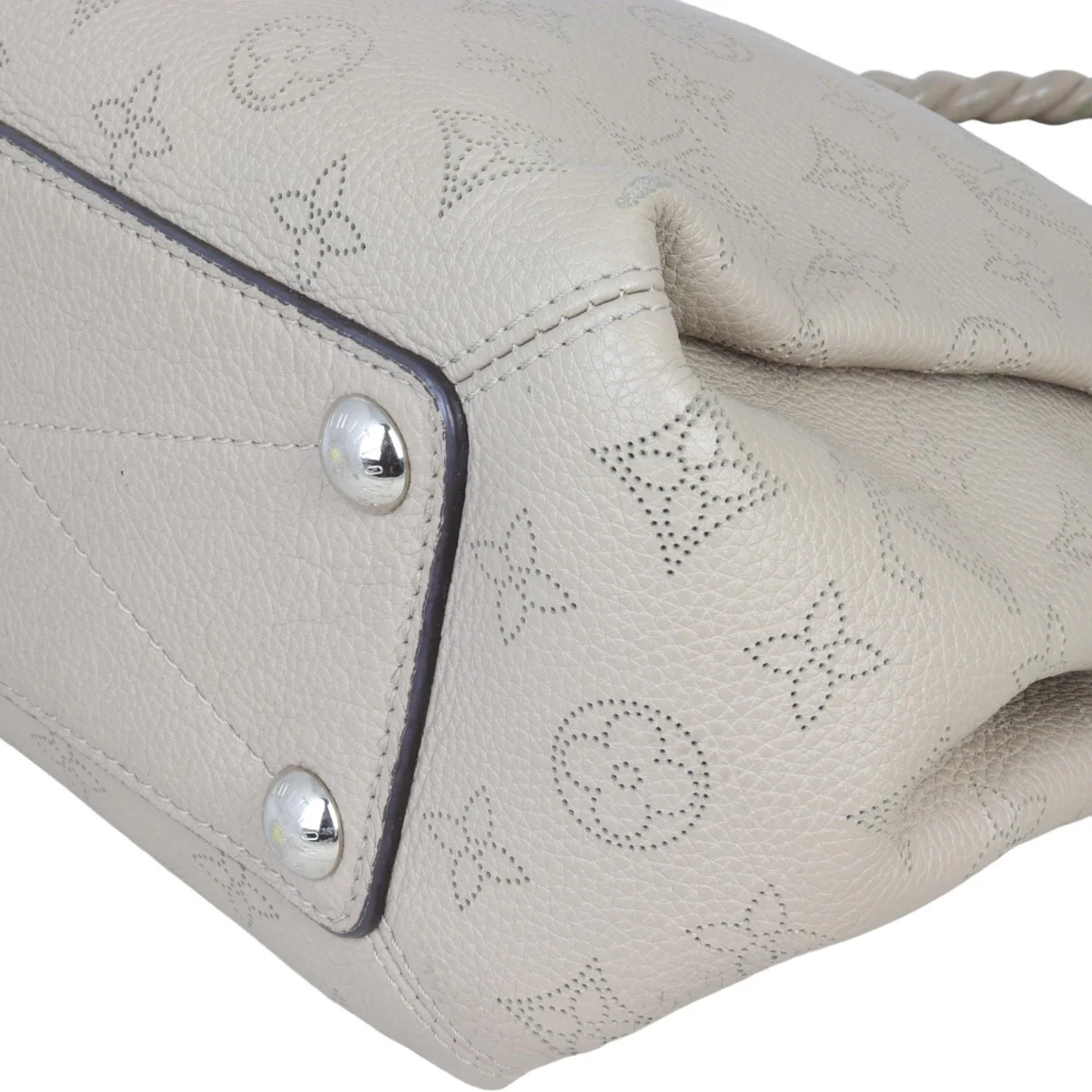 Louis Vuitton Babylone Chain BB Mahina - Image 8