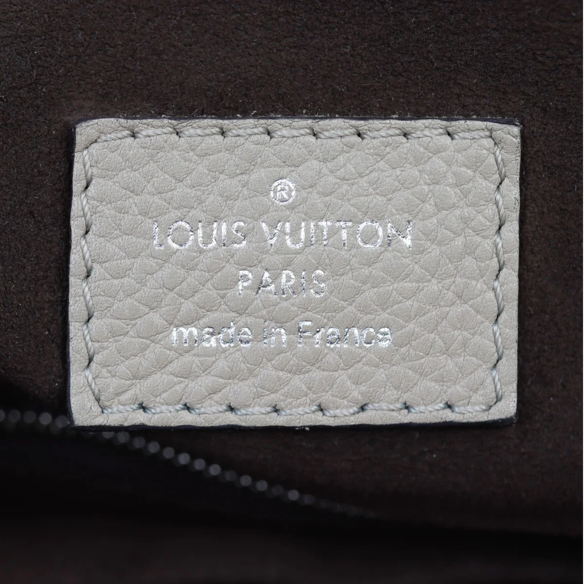 Louis Vuitton Babylone Chain BB Mahina - Image 9