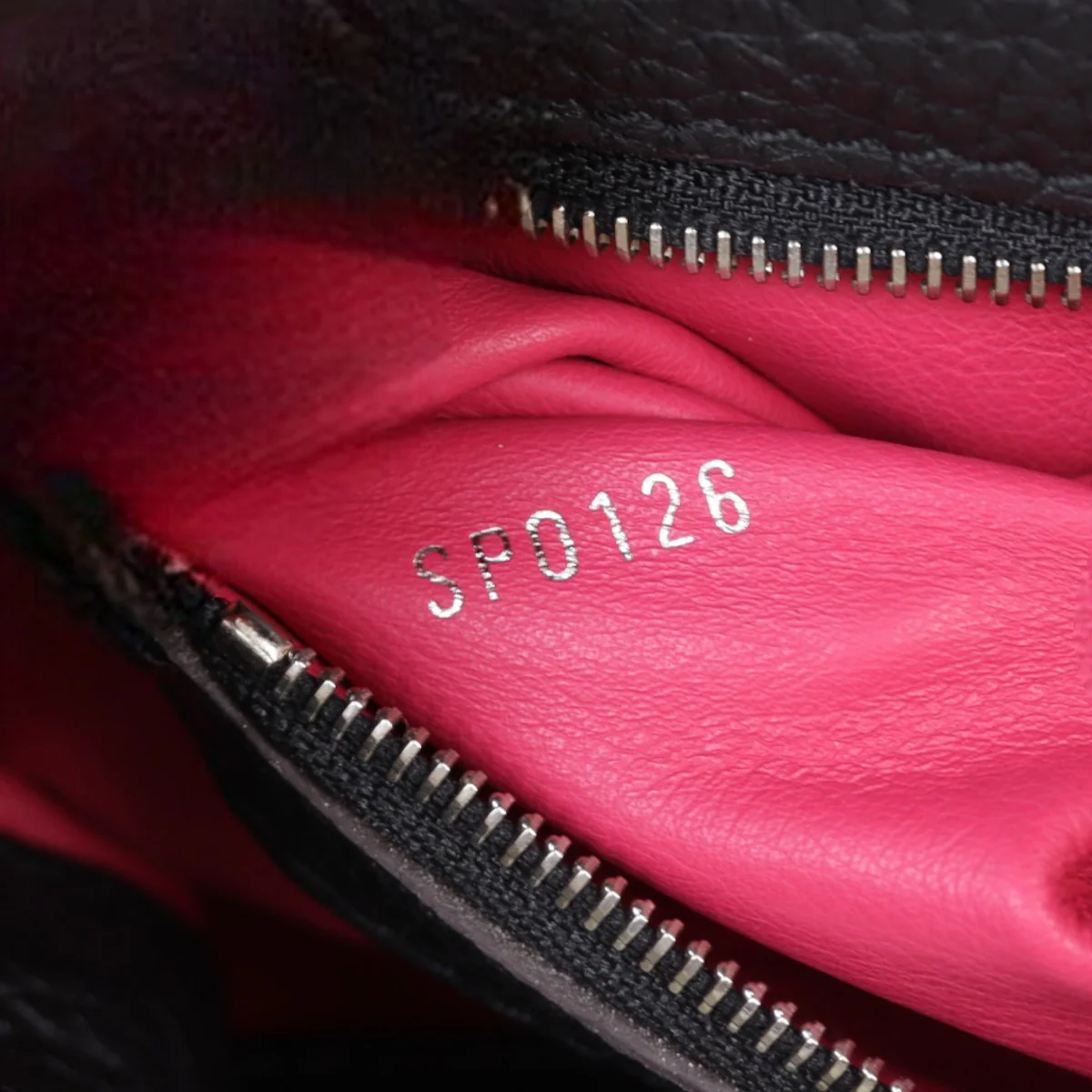 Louis Vuitton Capucines BB - Image 9