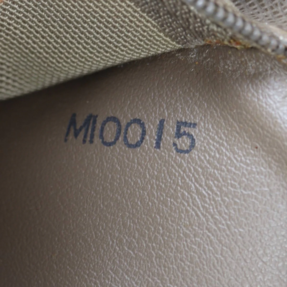 Louis Vuitton Mage Terre Sling Bag Damier Geant - Image 10