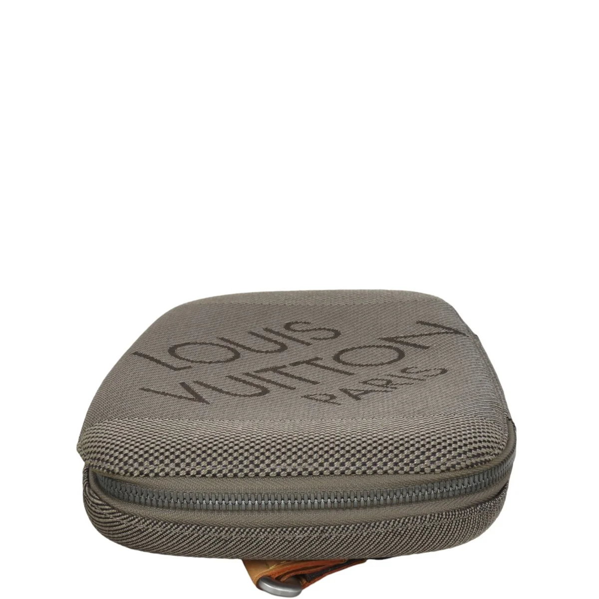 Louis Vuitton Mage Terre Sling Bag Damier Geant - Image 7