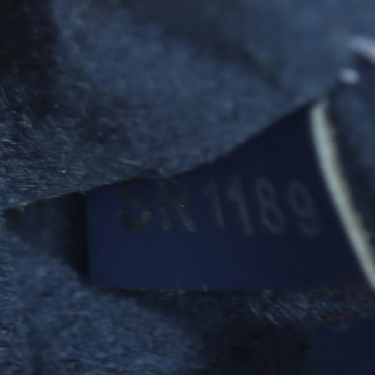 Louis Vuitton NeoNoe BB Epi - Image 9