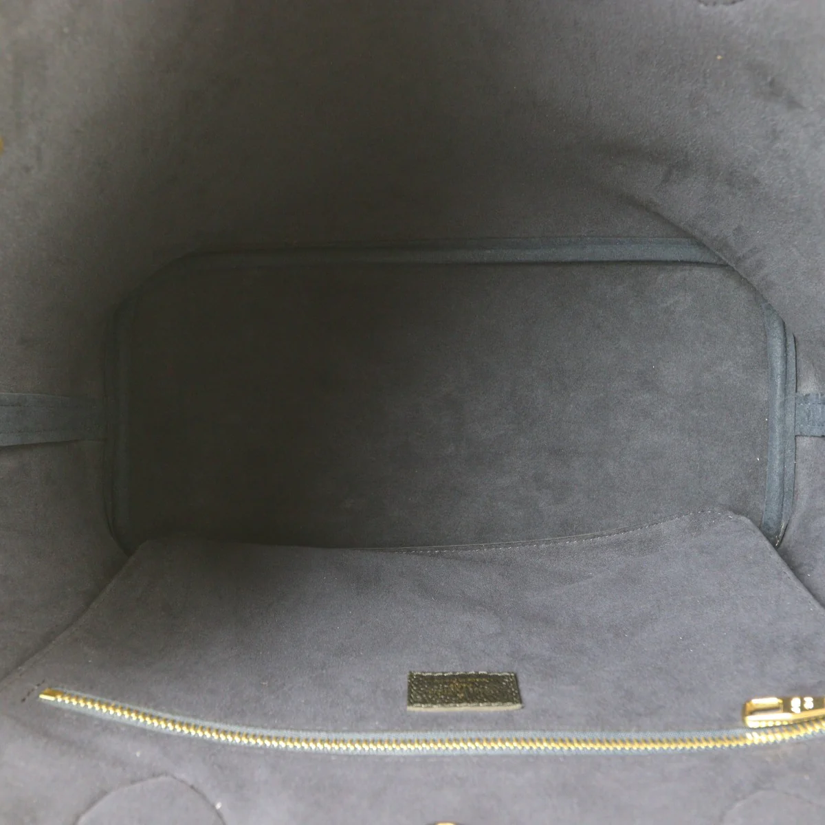 Louis Vuitton Neverfull MM Monogram Empreinte Giant - Image 9