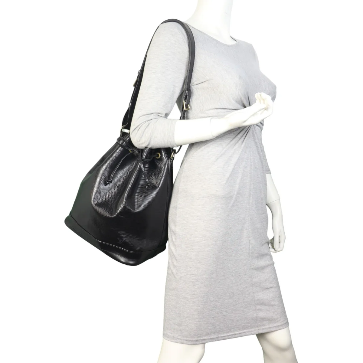 Louis Vuitton Noe Epi - Image 11