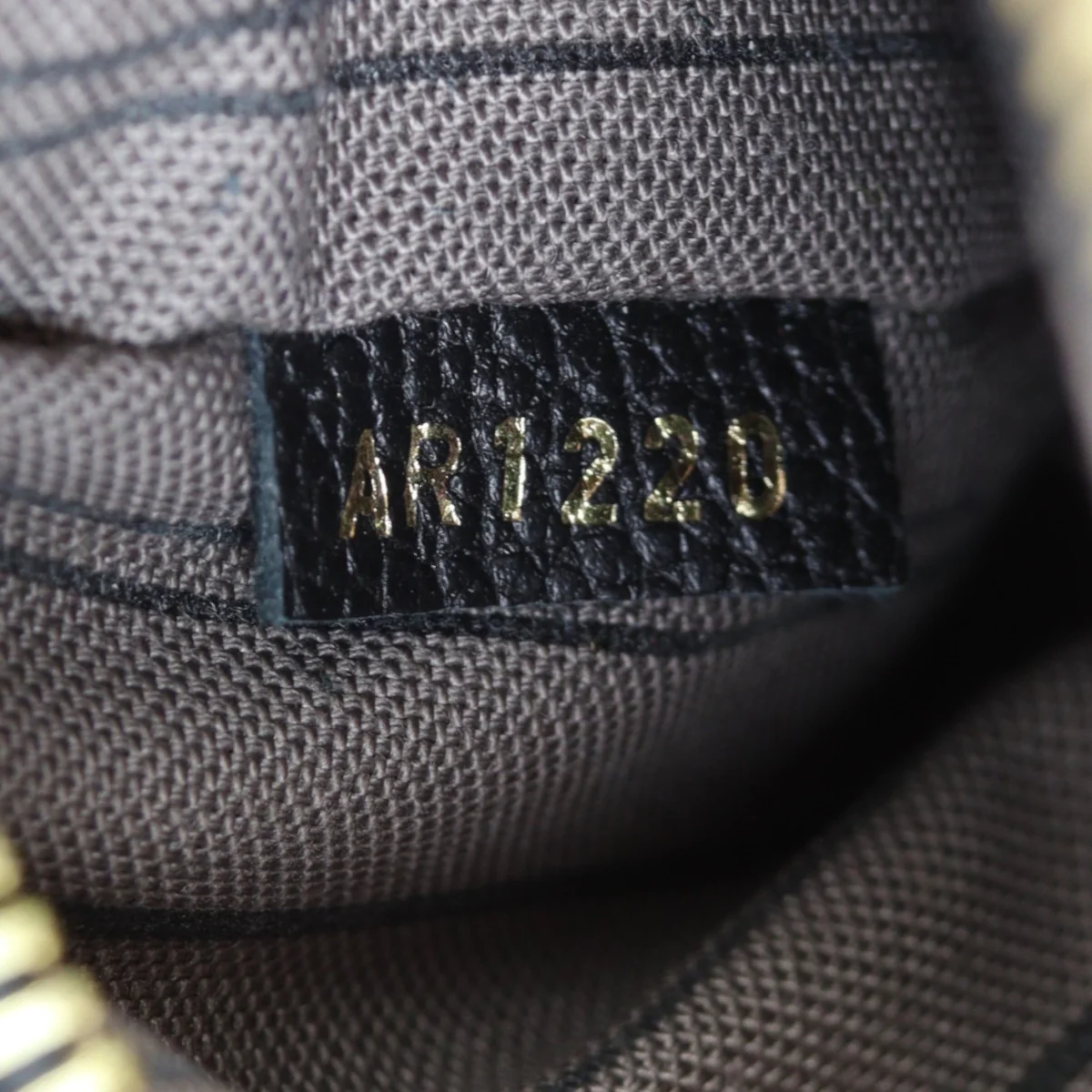 Louis Vuitton Pochette Metis Monogram Empreinte - Image 9