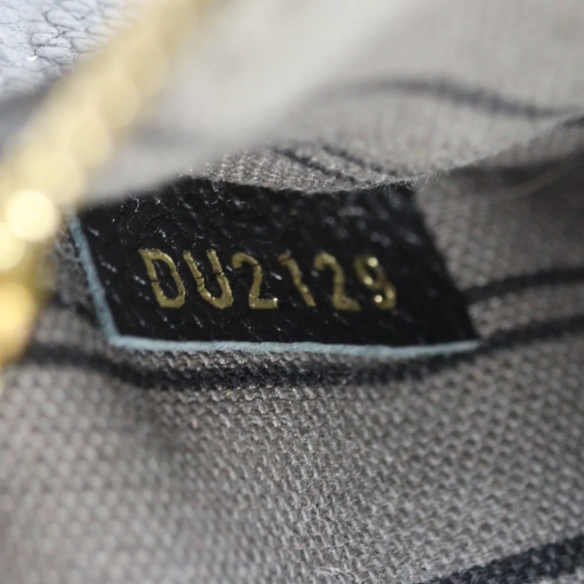 Louis Vuitton Pochette Metis Monogram Empreinte - Image 9