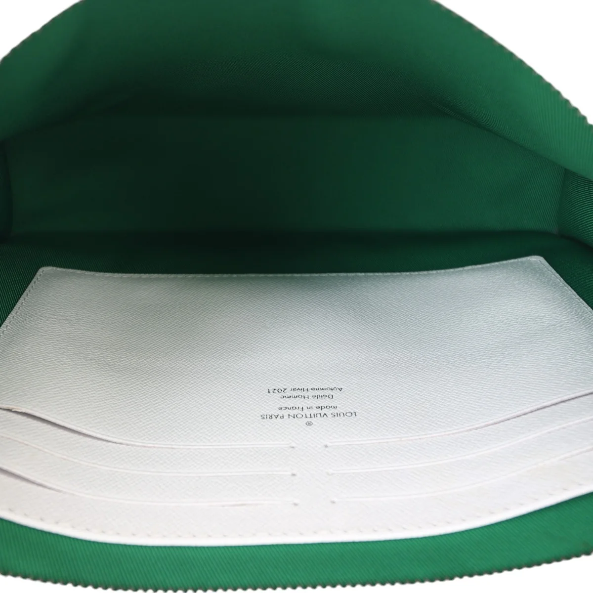 Louis Vuitton Pochette Voyage MM Everyday Signature - Image 8