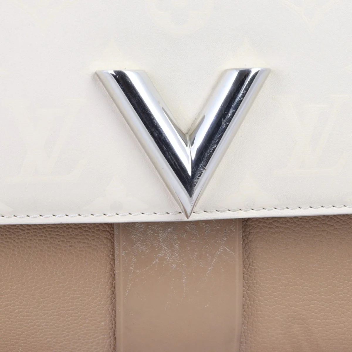Louis Vuitton Very One Handle Bag - Image 9