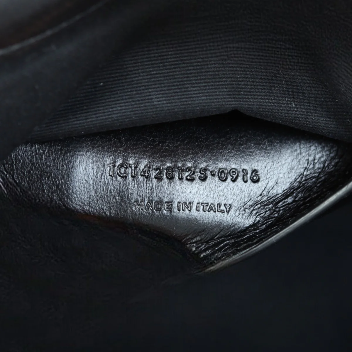 Saint Laurent Classic Medium Tri-Quilt Soft Envelope - Image 10