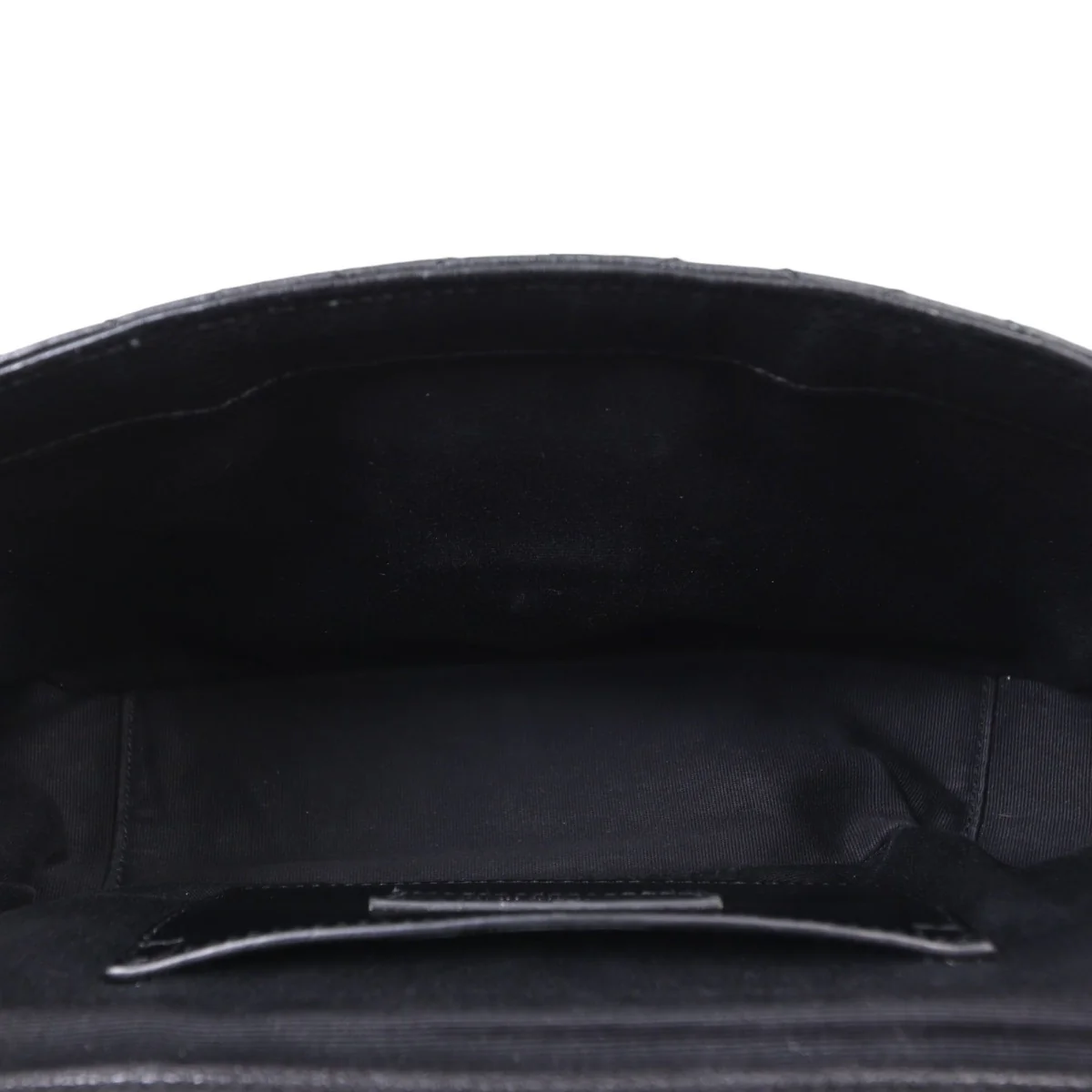 Saint Laurent Classic Medium Tri-Quilt Soft Envelope - Image 11