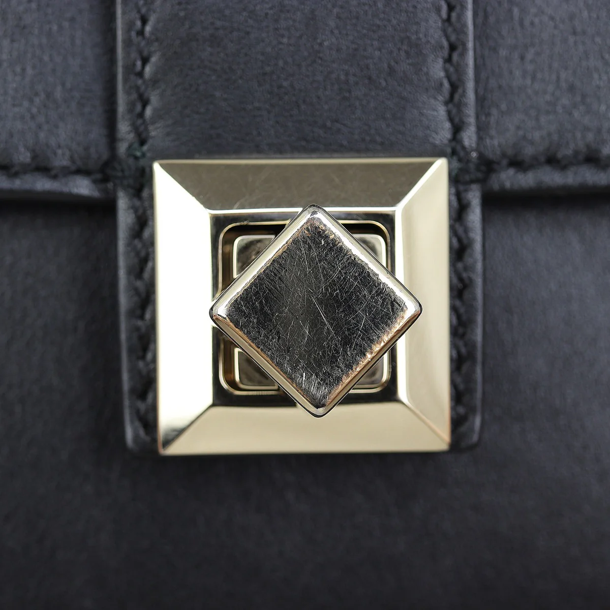 Valentino Rockstud Flap Bag - Image 8