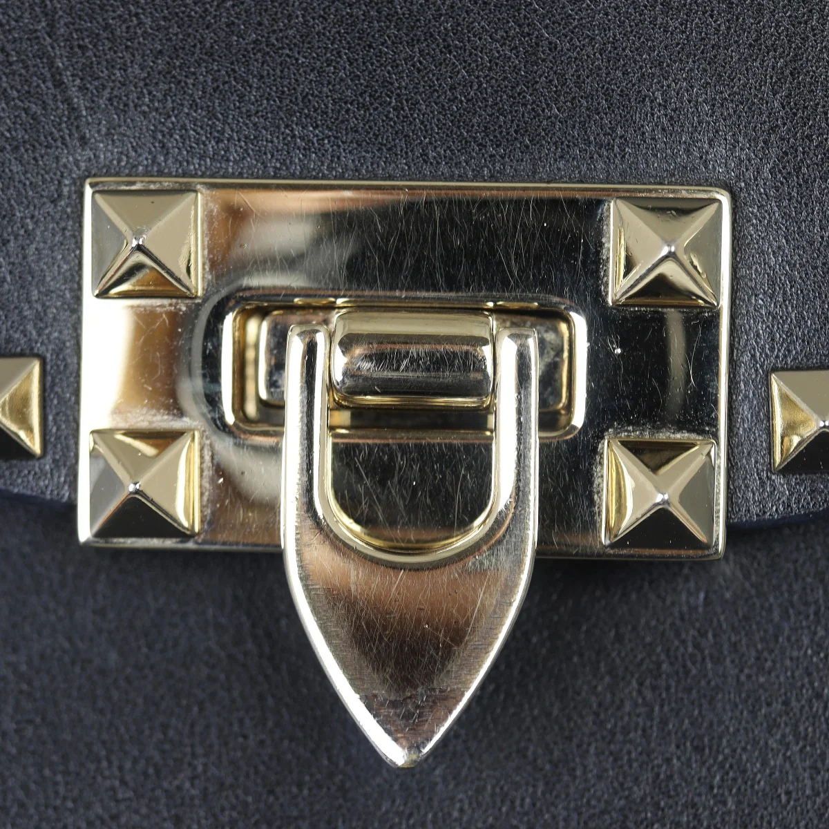 Valentino Vitello Rockstud Flap Bag - Image 9